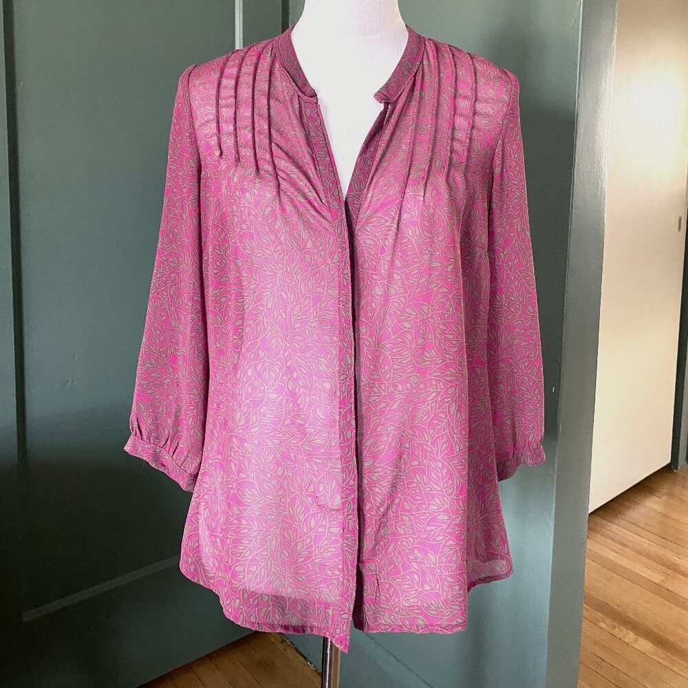 Sheer Blouse | Banana Republic | M